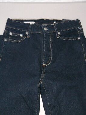 NWT GAP 1969 Authentic Flare Jeans – Mid Rise Stretch – Size 24R